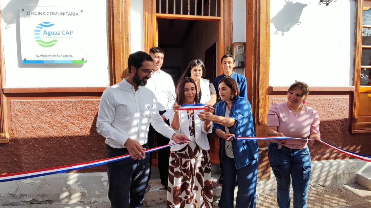 /aguas-cap-inaugura-su-primera-oficina-comunitaria-en-caldera