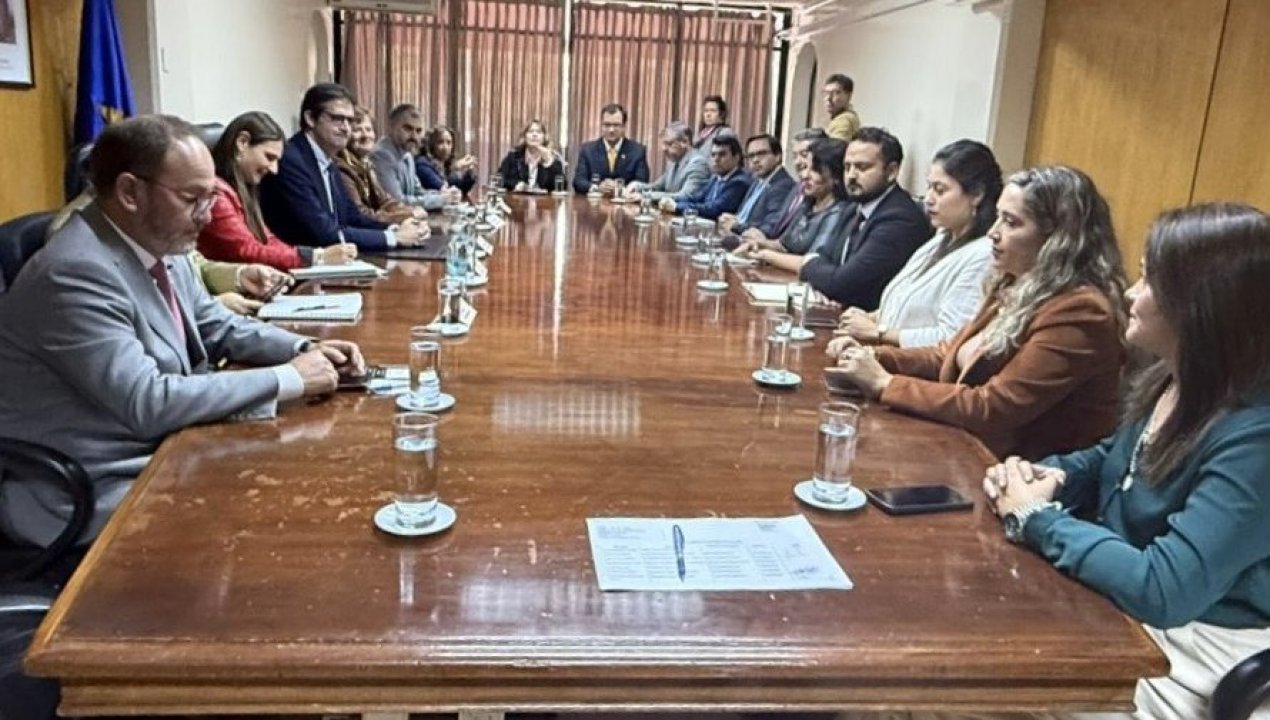 /atacama/delegada-sofia-cid-encabezo-gabinete-extraordinario-por-la-educacion-junto