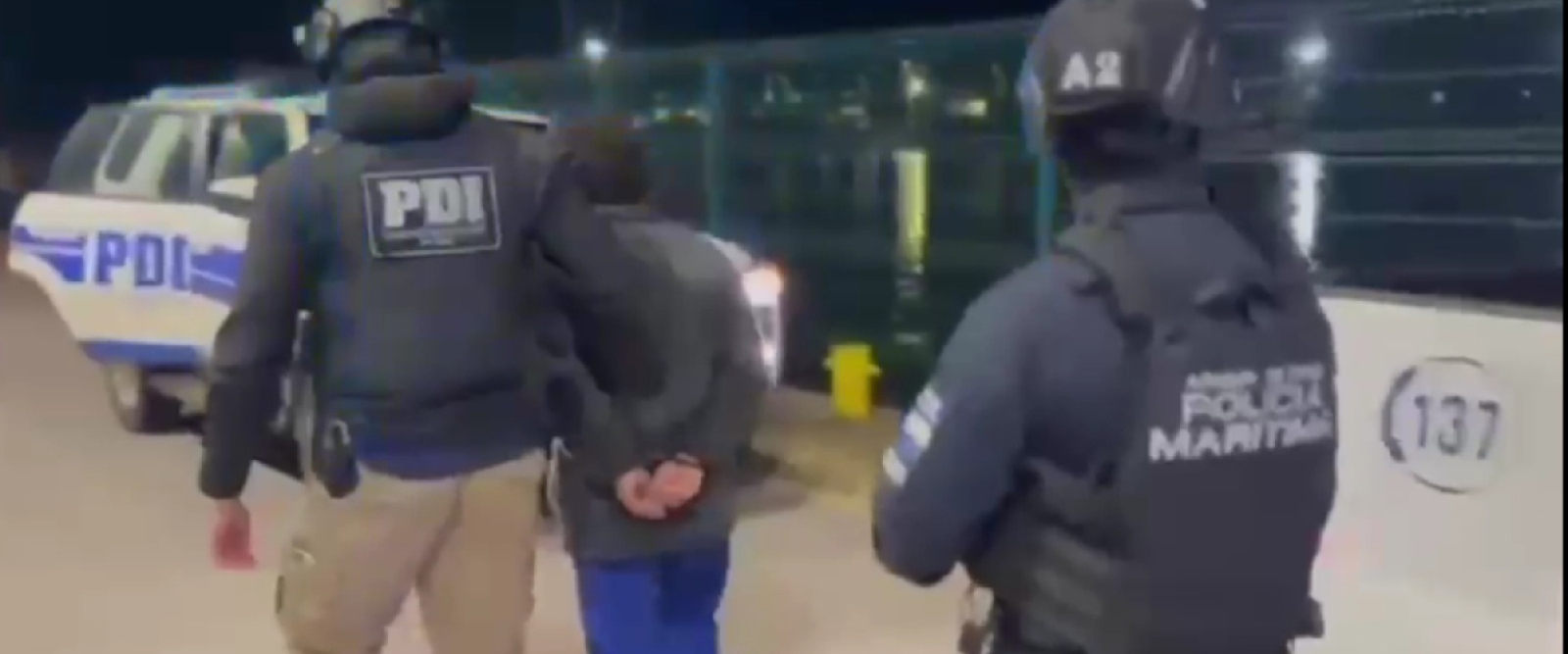PDI DETUVO EN LEBU A IMPUTADO POR ROBO CON VIOLENCIA A ADULTO MAYOR: INTENTABA HUIR OCULTO EN UNA EMBARCACIÓN