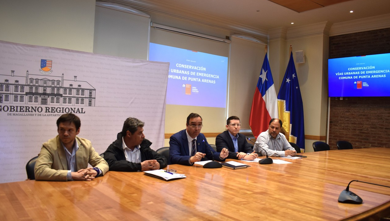 /inician-obras-de-conservacion-vial-por-3-978-millones-en-punta-arenas