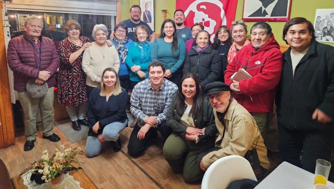 /karina-delfino-desarrollo-agenda-politica-en-magallanes-junto-a-militantes