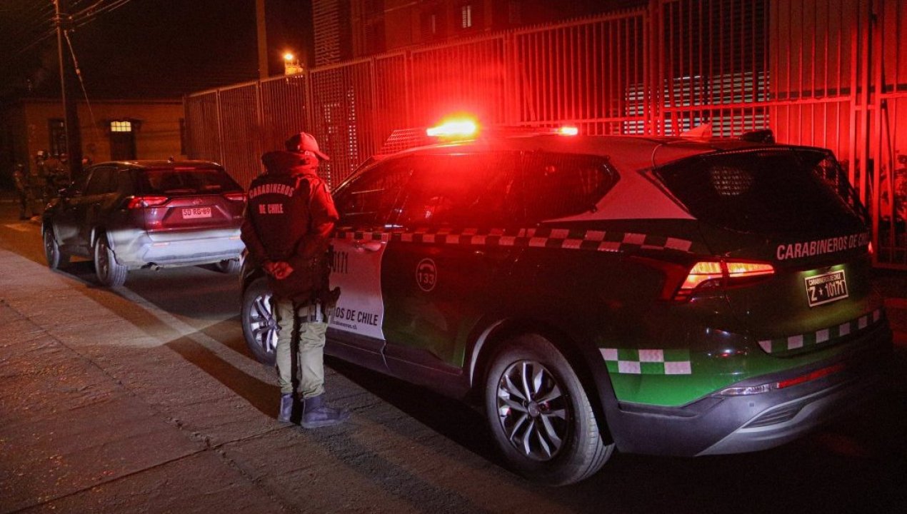 /regionales/region-de-arica-y-parinacota/25-detenidos-y-mas-de-mil-controles-carabineros-interviene-poblacion-en