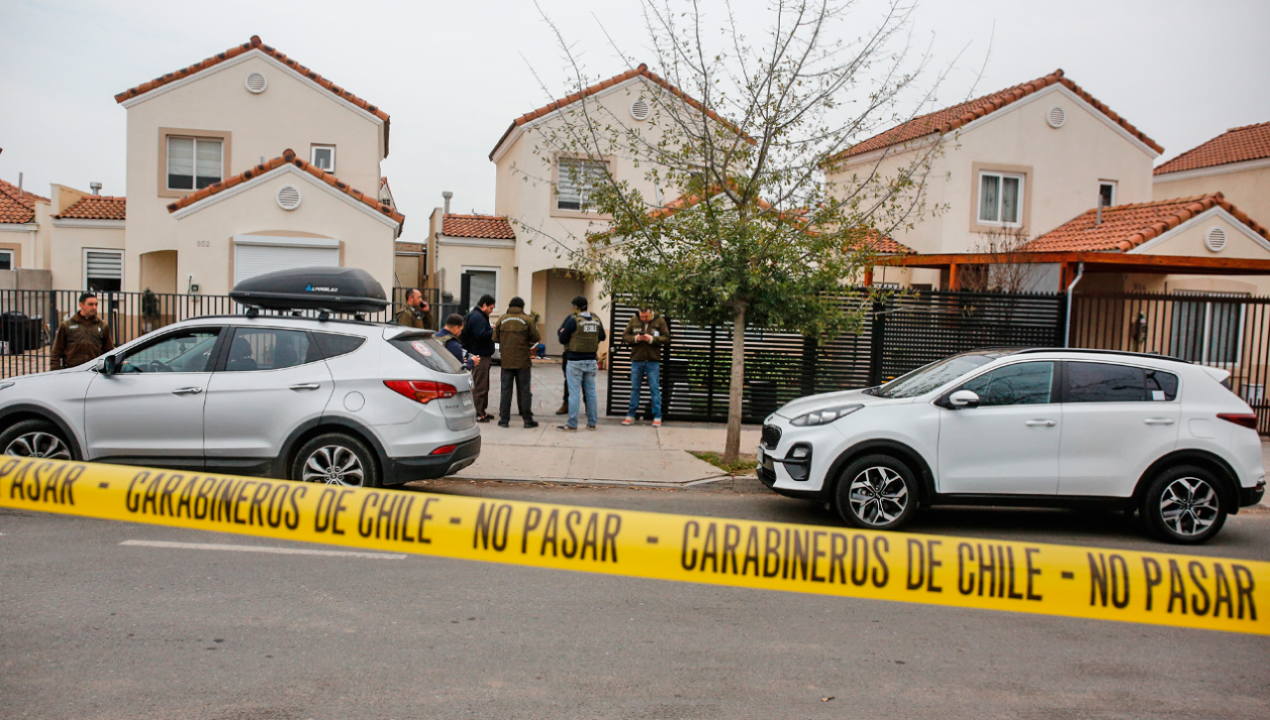 /actualidad/policial/carabinero-baleado-por-delincuentes-al-interior-de-su-casa-esta-fuera-de