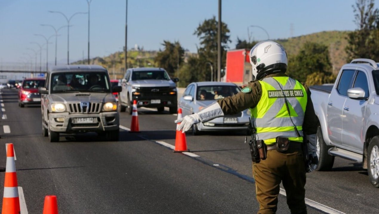 /actualidad/festivos/fiestas-patrias/mas-de-140-mil-vehiculos-llegan-a-las-regiones-este-miercoles-refuerzan