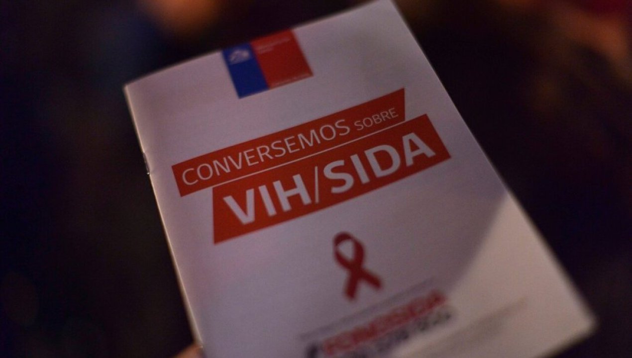 /entrevistas/salud/entrevista-vih-en-chile-se-han-diagnosticados-al-menos-7-mil-nuevos