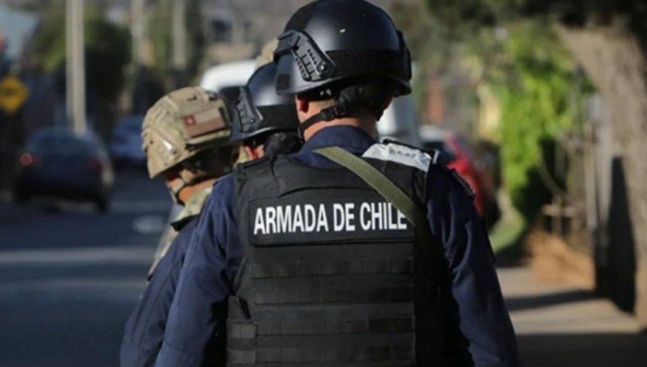 /actualidad/ff-aa/armada/dos-detenidos-por-robo-de-armamento-desde-campo-de-la-armada-en-concon