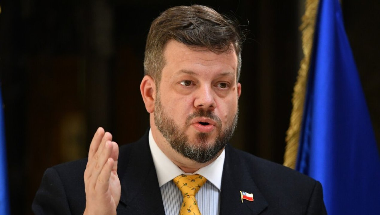 /actualidad/kaiser-plantea-reforma-escolar-y-afirma-que-los-hijos-de-migrantes-ilegales