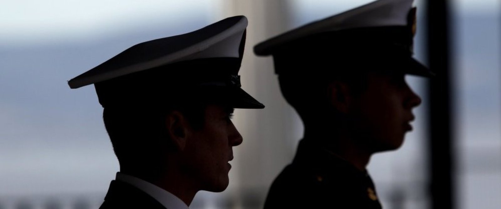 Dos marinos en prisión preventiva como presuntos autores de violación en Rapa Nui
