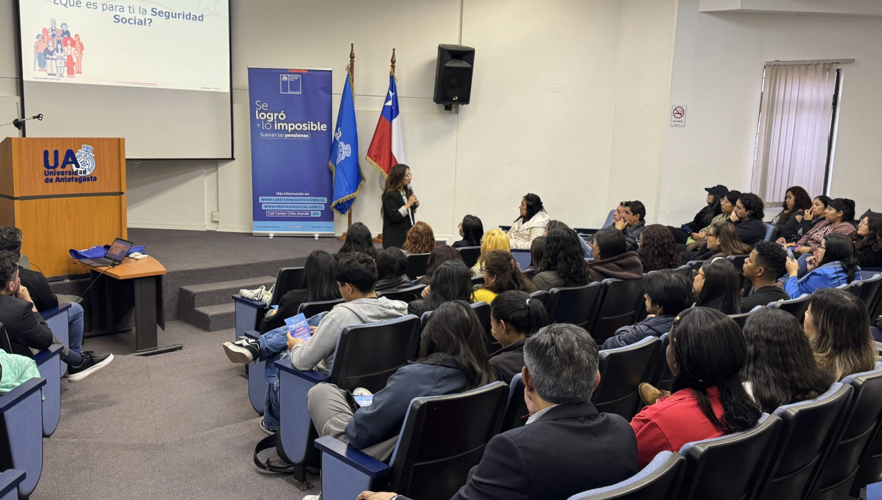 /centro-de-carreras-tecnicas-de-la-ua-realizo-charla-sobre-reforma-de